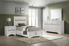 Load image into Gallery viewer, Miranda 4 Pc Bedroom Set