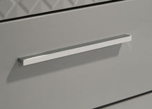 Load image into Gallery viewer, Ives 4 & 5 Piece Bedroom Set E.king & Queen White & Grey