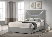 Load image into Gallery viewer, Ives Eastern King & Queen Bed