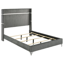 Load image into Gallery viewer, Lucia 5 Pc Bedroom Set
