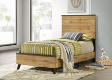 Load image into Gallery viewer, Kaywood Eastern King, Queen, Twin, & Full Bed