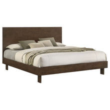 Load image into Gallery viewer, Glenwood Eastern King & Queen Bed