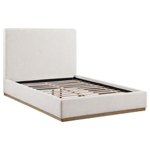 Load image into Gallery viewer, Knox Eastern King & Queen Bed