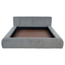 Load image into Gallery viewer, Wilshire California King, E.king, & Queen Bed
