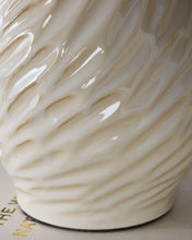 Load image into Gallery viewer, Garinton Lamp Set