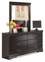 Load image into Gallery viewer, Huey Vineyard Bedroom Set