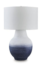 Load image into Gallery viewer, Dashland Table Lamp