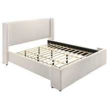 Load image into Gallery viewer, Alamosa Eastern King & Queen Bed image
