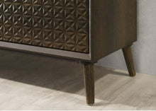 Load image into Gallery viewer, Chalfont E.King & Queen Bed