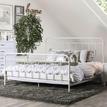 Load image into Gallery viewer, IRIA Vintage White Cal.King, E.King, & Full Bed