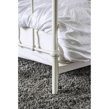 Load image into Gallery viewer, IRIA Vintage White Cal.King, E.King, & Full Bed