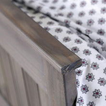 Load image into Gallery viewer, Rockwall Full, Queen, & Twin Bed White, Gray, & White