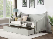 Load image into Gallery viewer, Lycoris Daybed