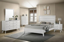 Load image into Gallery viewer, DORTMUND Cal.King, E.King, & Queen Bed