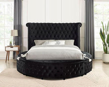 Load image into Gallery viewer, Delilah Cal.King & E.King Bed