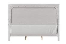 Load image into Gallery viewer, Crowthorne E.King & Queen Bed Grey & White