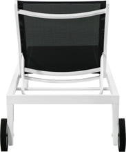 Load image into Gallery viewer, Nizuc Black Mesh Waterproof Fabric Outdoor Patio Aluminum Mesh Chaise Lounge Chair