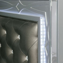 Load image into Gallery viewer, Manar Queen Bedroom Set