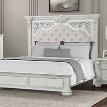 Load image into Gallery viewer, Promenade E.King & Queen Bed Brown & White