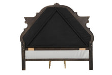 Load image into Gallery viewer, Leovanni E.King & Queen Bed