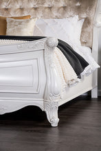 Load image into Gallery viewer, Valentini E.King & Queen Bed