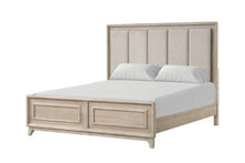Load image into Gallery viewer, Midhurst E.King & Queen Bed