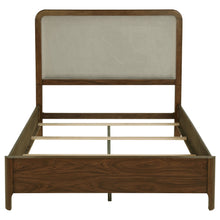 Load image into Gallery viewer, Maderia California King, E.King, &amp; Queen Bed
