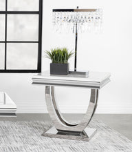 Load image into Gallery viewer, Kerwin U-base Square End Table White and Chrome
