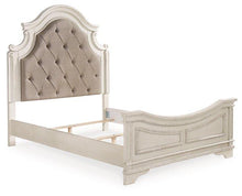 Load image into Gallery viewer, Realyn Upholstered Bed

