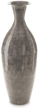 Load image into Gallery viewer, Brockwich Vase
