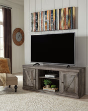 Load image into Gallery viewer, Wynnlow 3-Piece Entertainment Center
