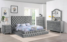 Load image into Gallery viewer, STEFANIA Queen Bed, Gray
