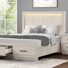 Load image into Gallery viewer, Wellingborough 4 Pc Queen Bedroom Set
