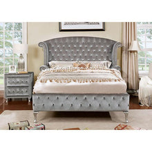 Load image into Gallery viewer, Alzir Gray &amp; Black Queen &amp; E.King Bed
