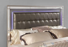 Load image into Gallery viewer, Brachium Silver Cal.King, E.King &amp; Queen Bed
