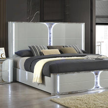 Load image into Gallery viewer, Cleburne Queen Bedroom Set
