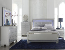 Load image into Gallery viewer, Allura Full Panel Bed in Silver 1916F-1*
