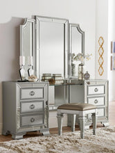 Load image into Gallery viewer, Avondale Vanity Stool in Silver 1646-14
