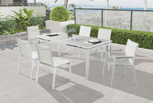 Load image into Gallery viewer, Nizuc Grey manufactured wood Outdoor Patio Extendable Aluminum Dining Table
