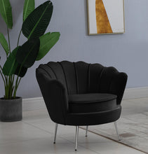 Load image into Gallery viewer, Gardenia Black Velvet Chair
