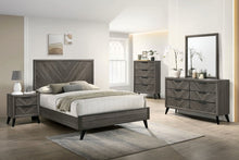 Load image into Gallery viewer, Vagan Queen Bedroom Set
