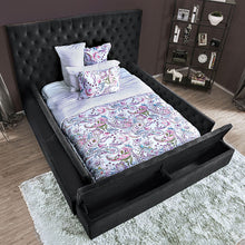 Load image into Gallery viewer, Davida Cal.King &amp; E.King Bed

