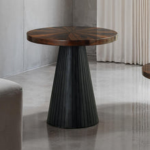 Load image into Gallery viewer, Surdal End Table

