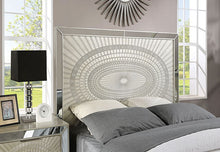 Load image into Gallery viewer, Valletta Queen Bedroom Set
